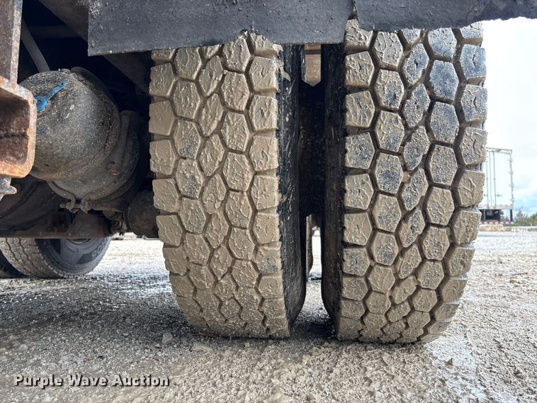 image for item FB3420 2011 International 7500 dump truck