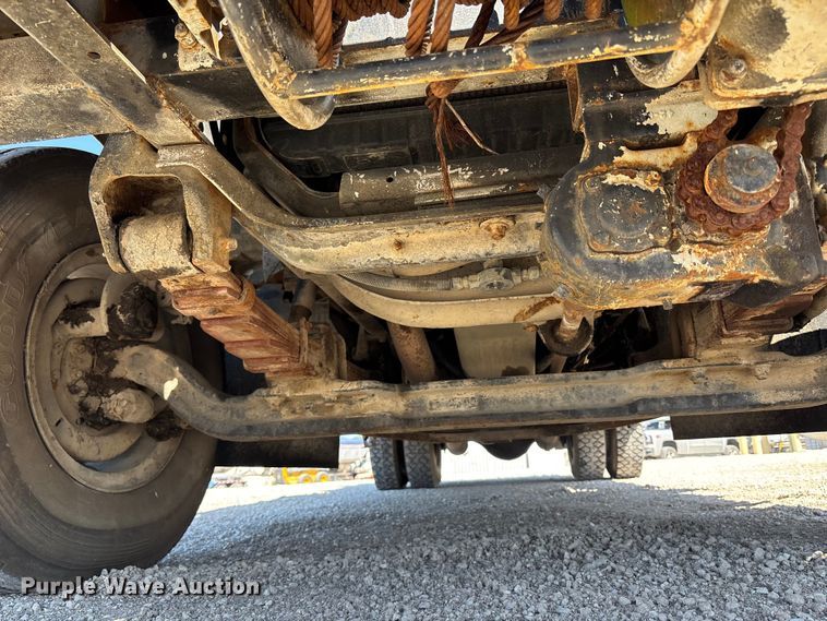 image for item FB3545 1987 International 1754 digger derrick truck