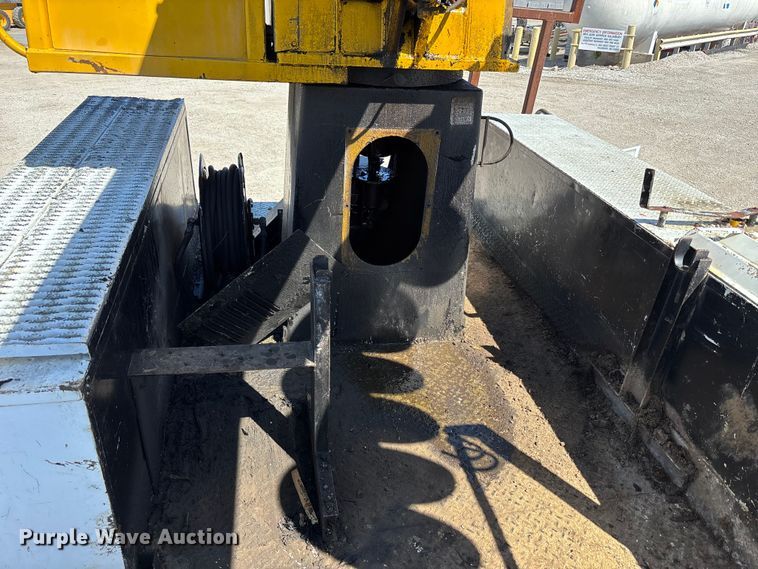 image for item FB3545 1987 International 1754 digger derrick truck