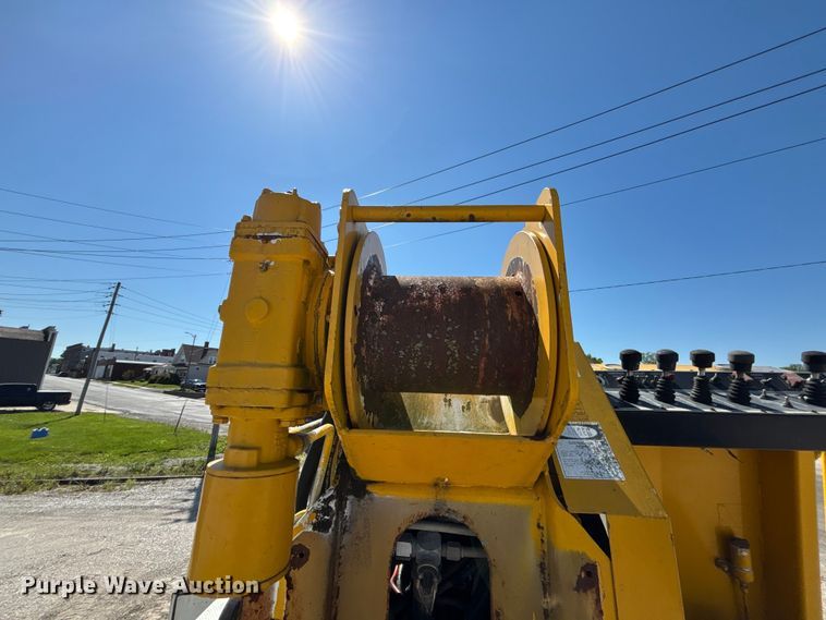 image for item FB3545 1987 International 1754 digger derrick truck