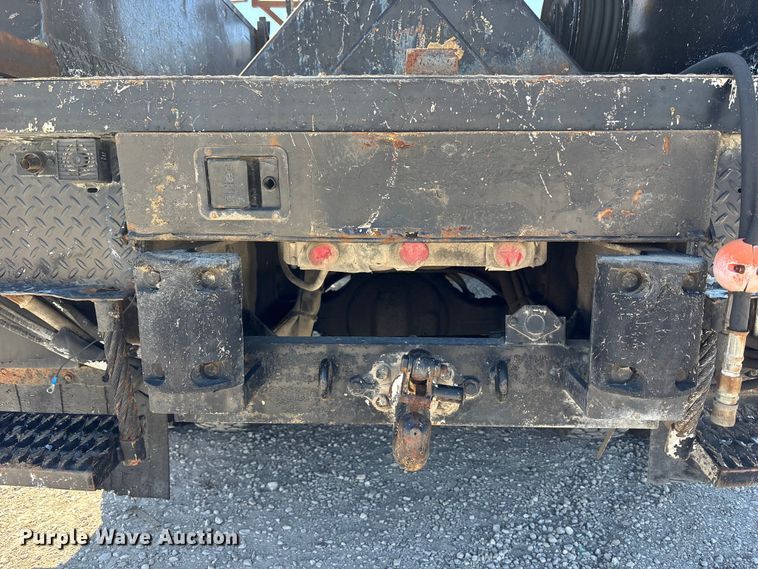 image for item FB3545 1987 International 1754 digger derrick truck