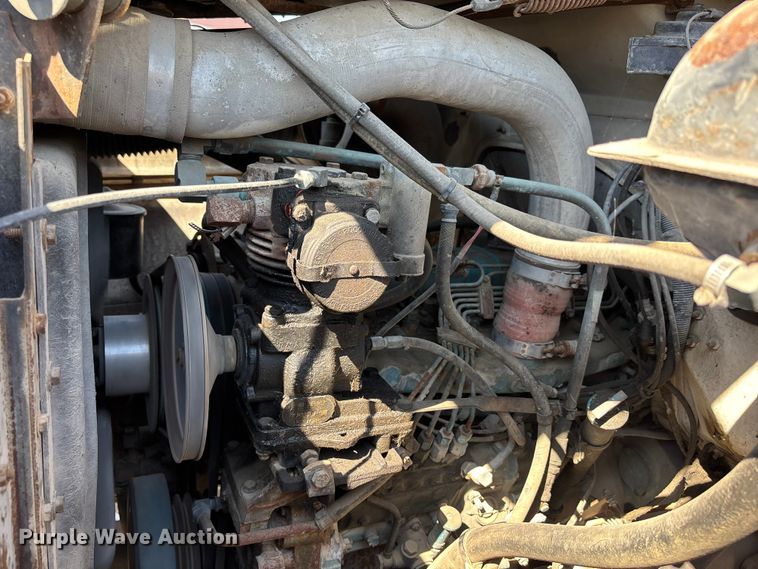 image for item FB3545 1987 International 1754 digger derrick truck