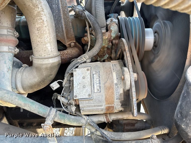 image for item FB3545 1987 International 1754 digger derrick truck