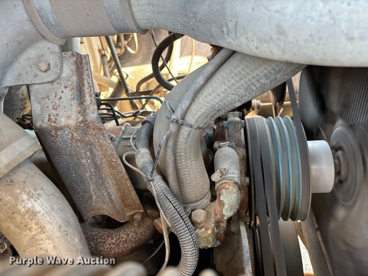 image for item FB3545 1987 International 1754 digger derrick truck