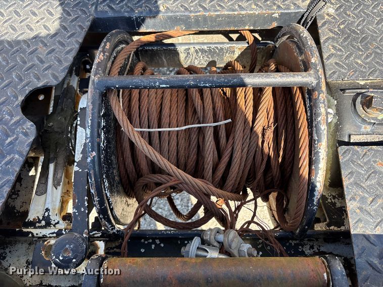 image for item FB3545 1987 International 1754 digger derrick truck