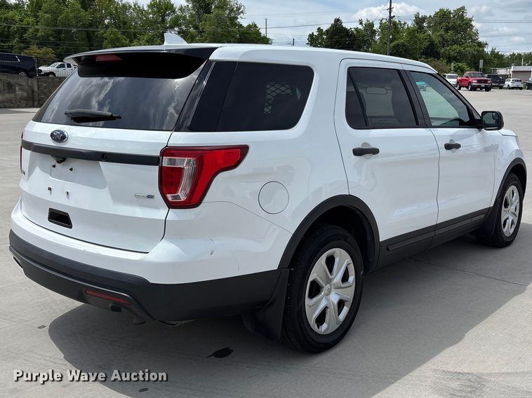 image for item FB3658 2016 Ford Explorer Police SUV
