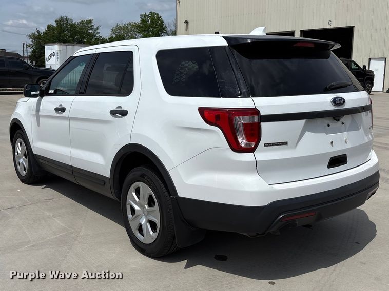 image for item FB3658 2016 Ford Explorer Police SUV