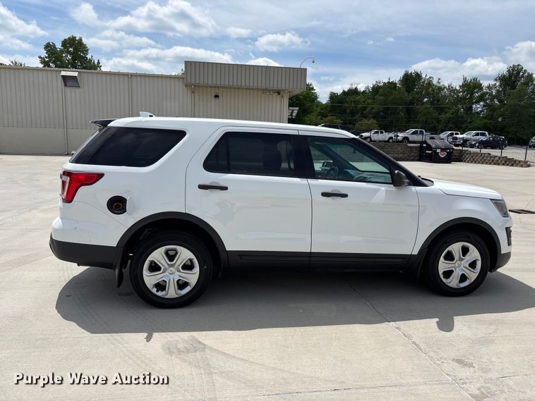 image for item FB3658 2016 Ford Explorer Police SUV