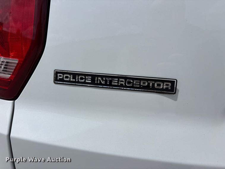 image for item FB3658 2016 Ford Explorer Police SUV