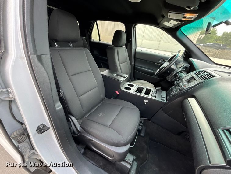image for item FB3658 2016 Ford Explorer Police SUV