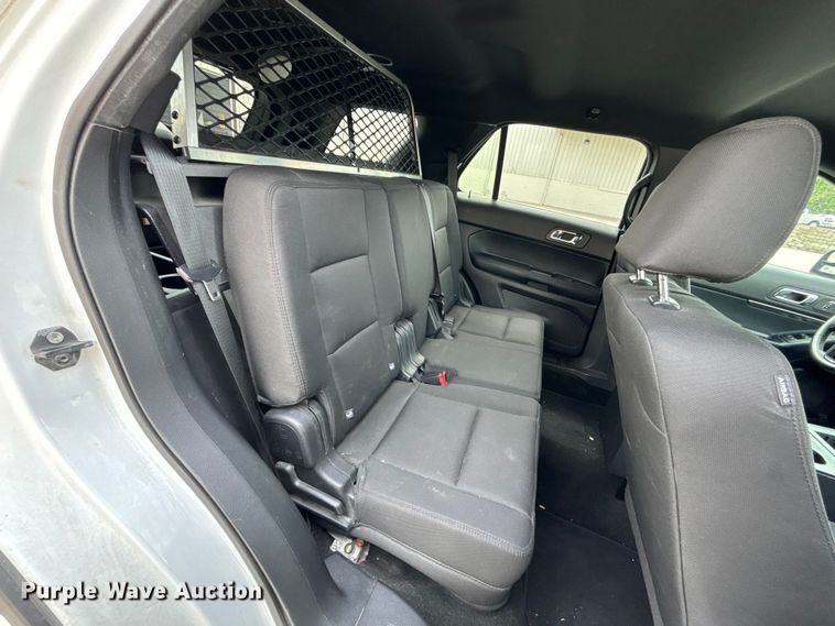 image for item FB3658 2016 Ford Explorer Police SUV