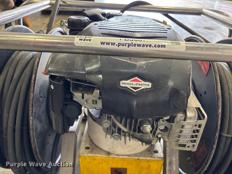 image for item FB3667 Amkus Rescue System jaws of life equipment