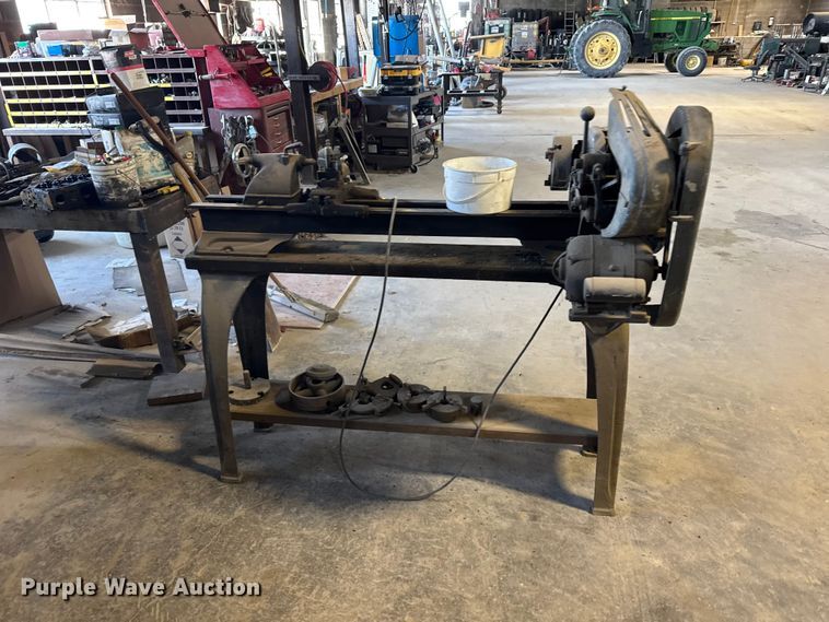 image for item FB7217 Atlas TH54 metal lathe
