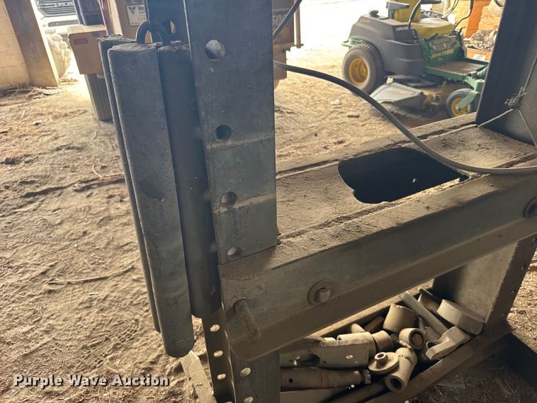 image for item FB7225 Cambria hydraulic press