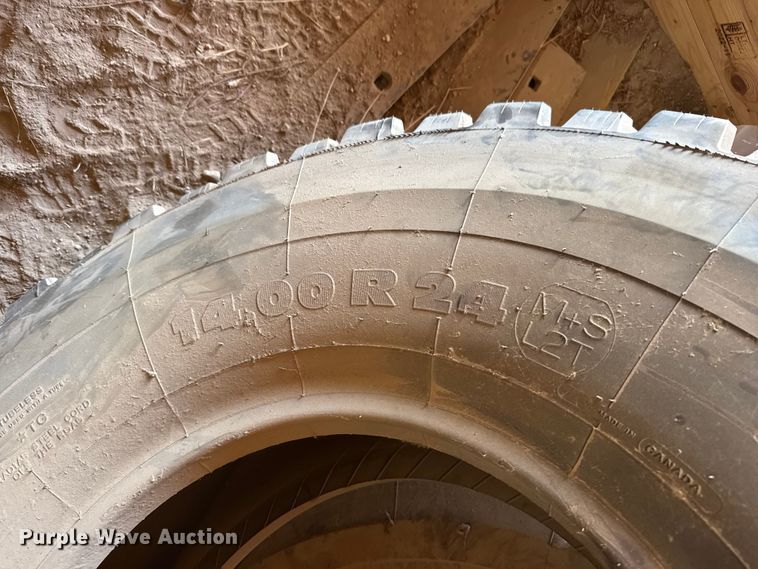 image for item FB7226 (4) 14.00R24 motor grader tires