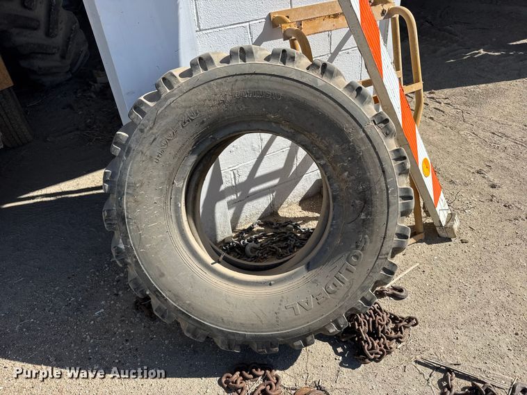 image for item FB7227 (3) tires