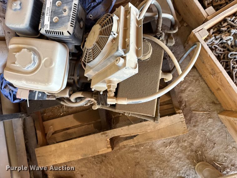 image for item FB7228 Hydraulic pump