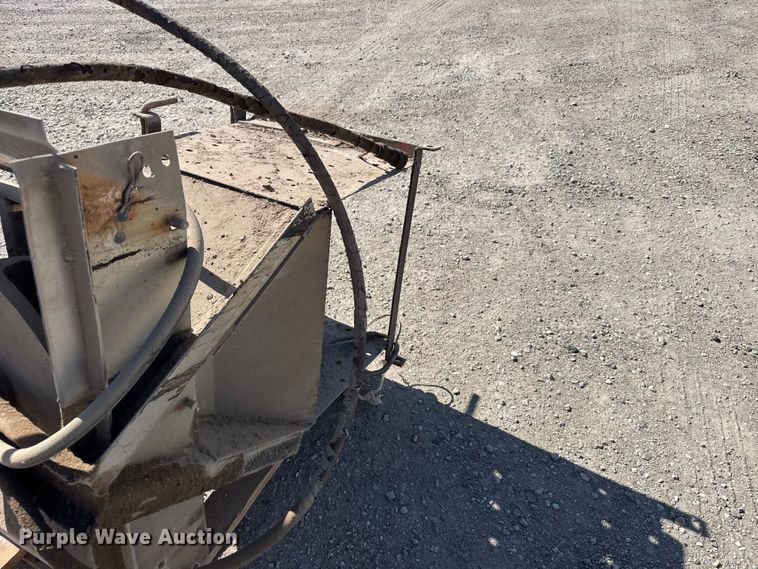 image for item FB7229 Swenson spreader