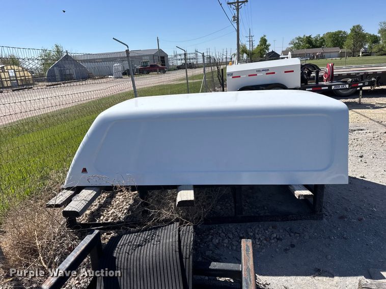 image for item FB7234 Leer pickup truck topper