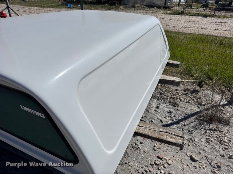 image for item FB7234 Leer pickup truck topper