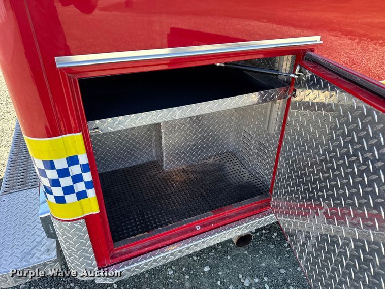 image for item FB7238 1998 Ford E450 Super Duty ambulance