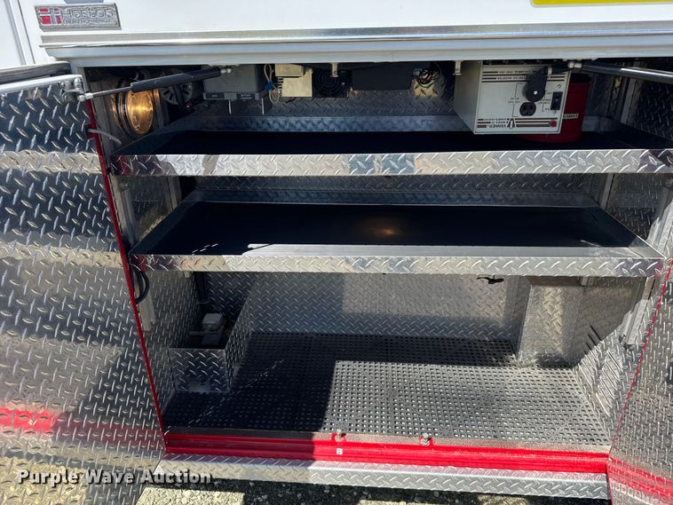 image for item FB7238 1998 Ford E450 Super Duty ambulance