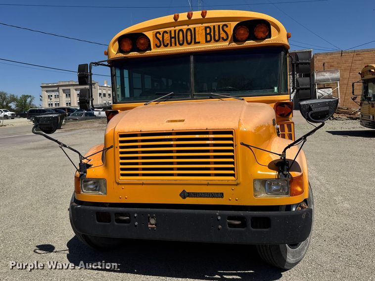 image for item FB7239 1996 International 3800 school bus