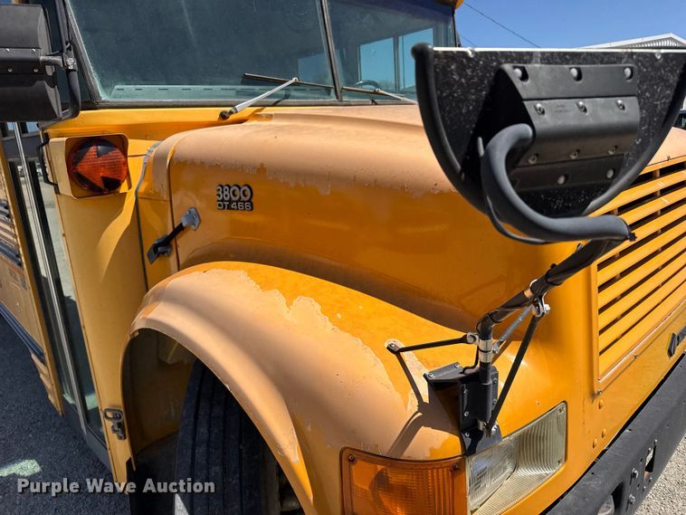 image for item FB7239 1996 International 3800 school bus