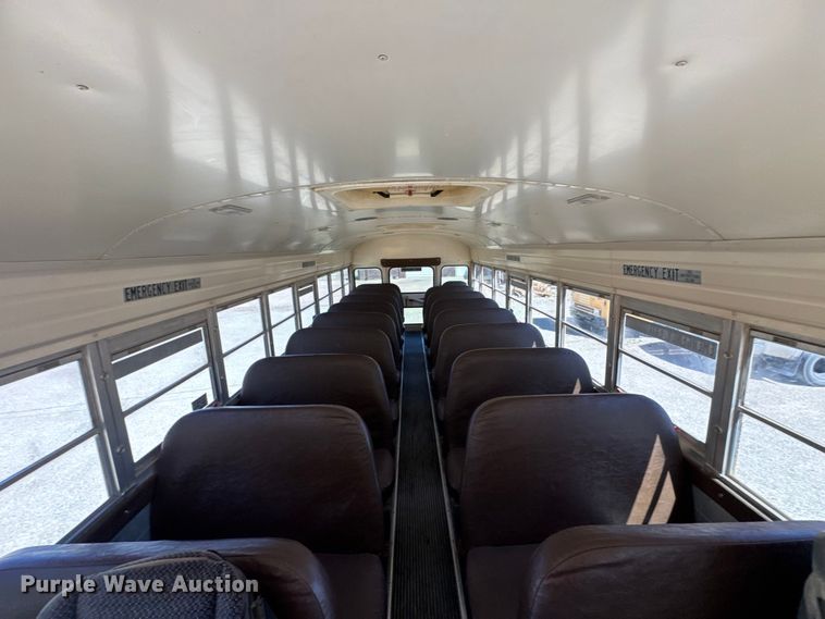 image for item FB7239 1996 International 3800 school bus