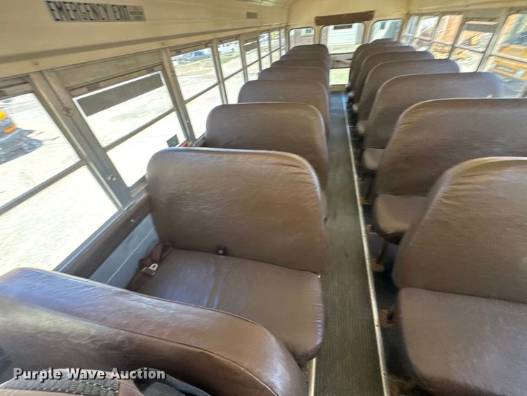 image for item FB7239 1996 International 3800 school bus