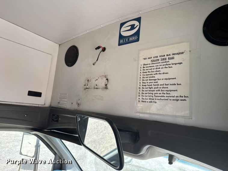 image for item FB7240 2000 Chevrolet Express 3500 school bus