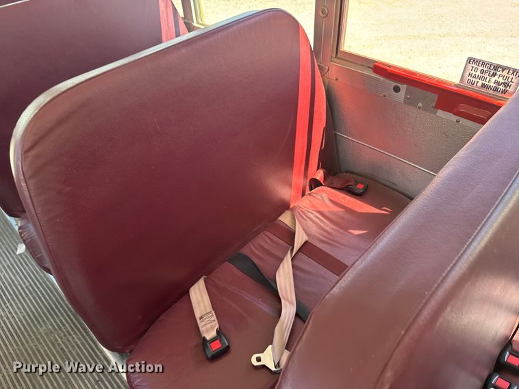 image for item FB7240 2000 Chevrolet Express 3500 school bus