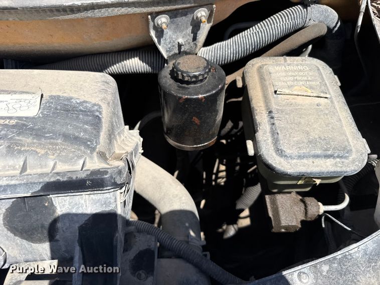 image for item FB7240 2000 Chevrolet Express 3500 school bus