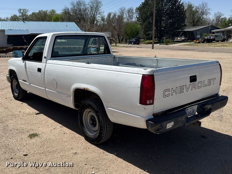 image for item FB7267 1991 Chevrolet C1500 pickup truck