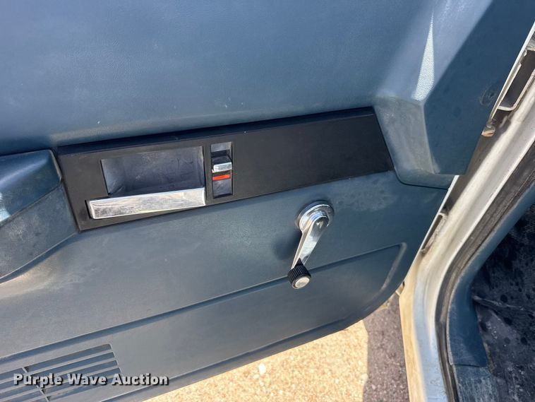 image for item FB7267 1991 Chevrolet C1500 pickup truck