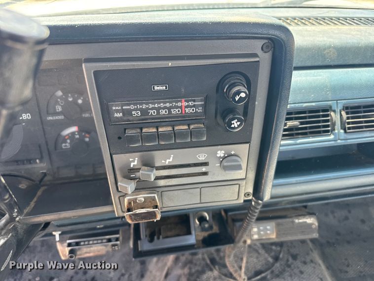 image for item FB7267 1991 Chevrolet C1500 pickup truck