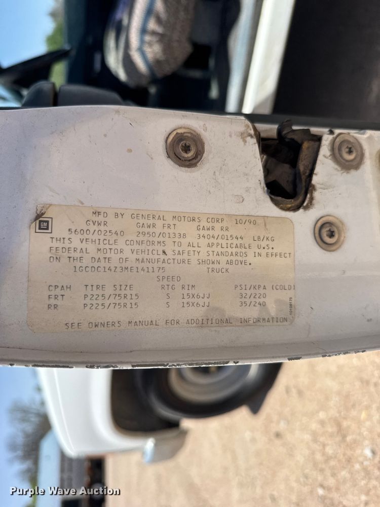 image for item FB7267 1991 Chevrolet C1500 pickup truck