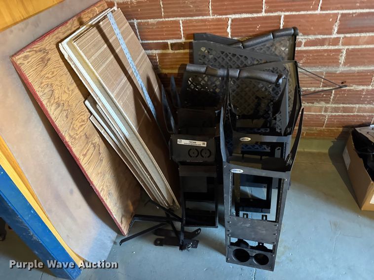 image for item FB7268 Police equipment