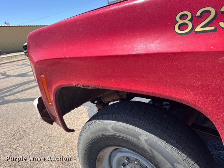 image for item FB7272 1975 Chevrolet Custom deluxe 20 pickup truck