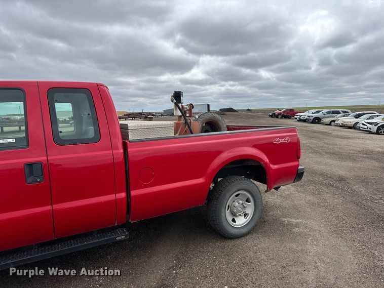 image for item FB7276 2008 Ford F250 Super Duty Ext. Cab pickup truck