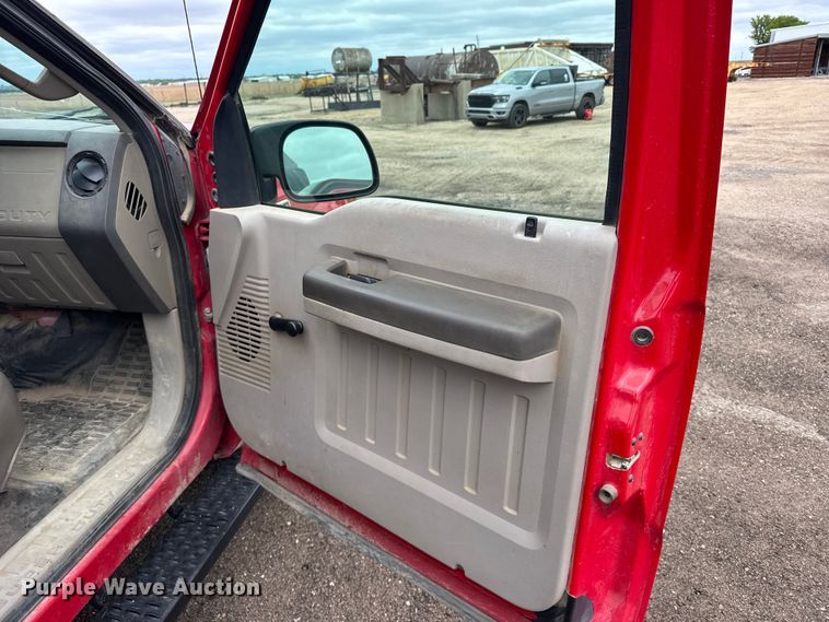 image for item FB7276 2008 Ford F250 Super Duty Ext. Cab pickup truck