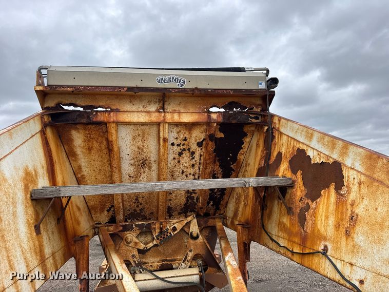 image for item FB7277 2008 Ranco bottom dump trailer