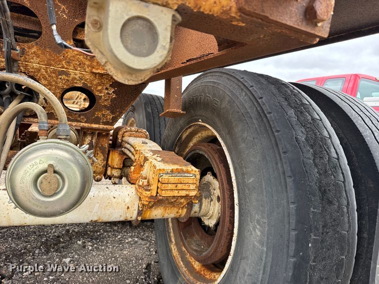 image for item FB7277 2008 Ranco bottom dump trailer