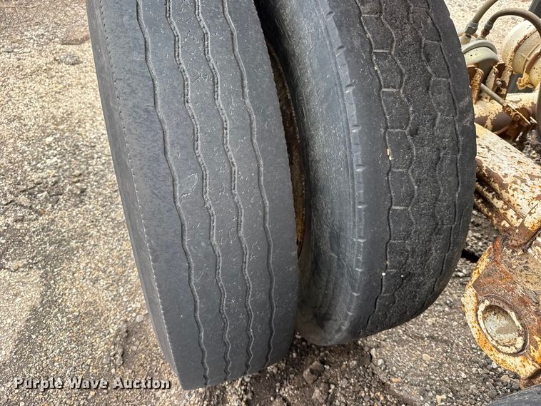 image for item FB7277 2008 Ranco bottom dump trailer