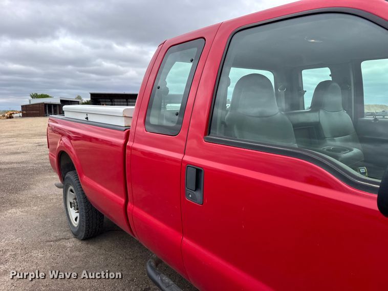 image for item FB7278 2008 Ford F250 Super Duty Ext. Cab pickup truck