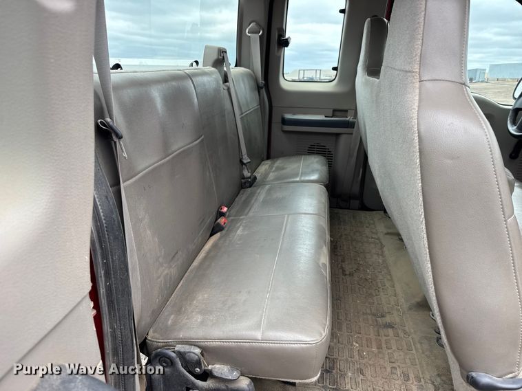 image for item FB7278 2008 Ford F250 Super Duty Ext. Cab pickup truck