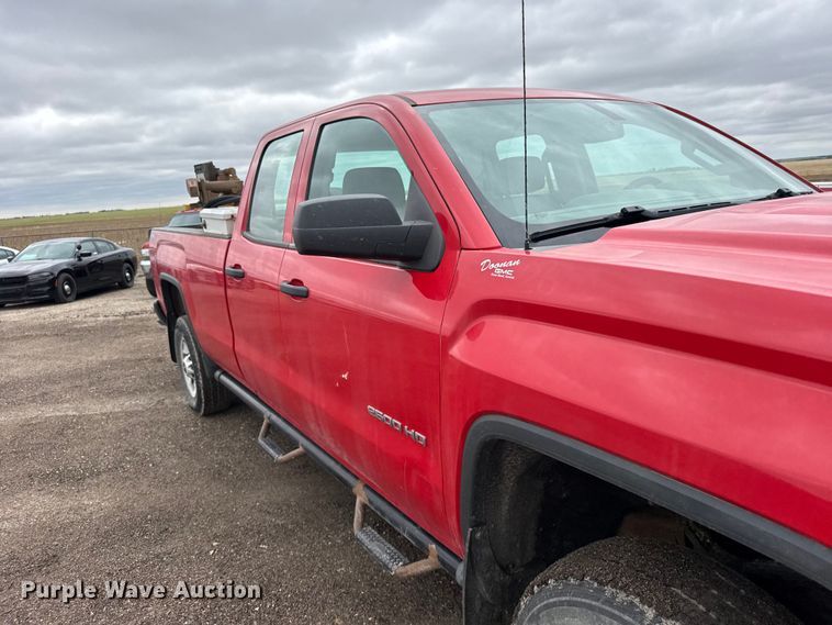 image for item FB7279 2015 GMC Sierra Ext. Cab pickup truck