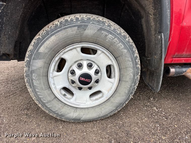 image for item FB7279 2015 GMC Sierra Ext. Cab pickup truck