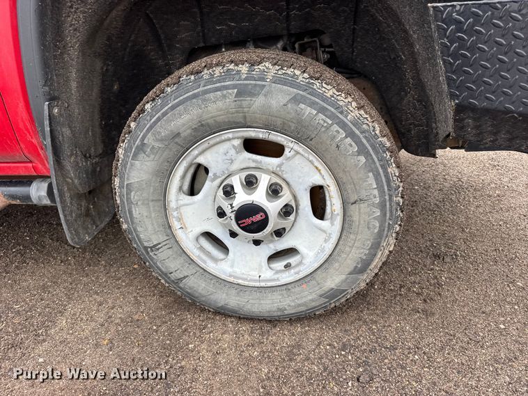 image for item FB7279 2015 GMC Sierra Ext. Cab pickup truck