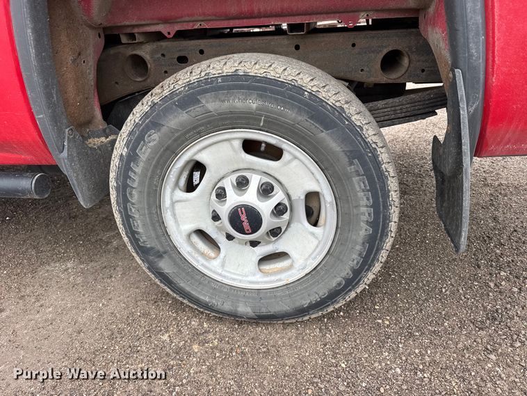 image for item FB7279 2015 GMC Sierra Ext. Cab pickup truck